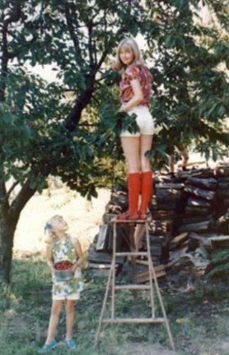 B84AADFC-AFD6-439C-A4C0-662E0CC38BD4